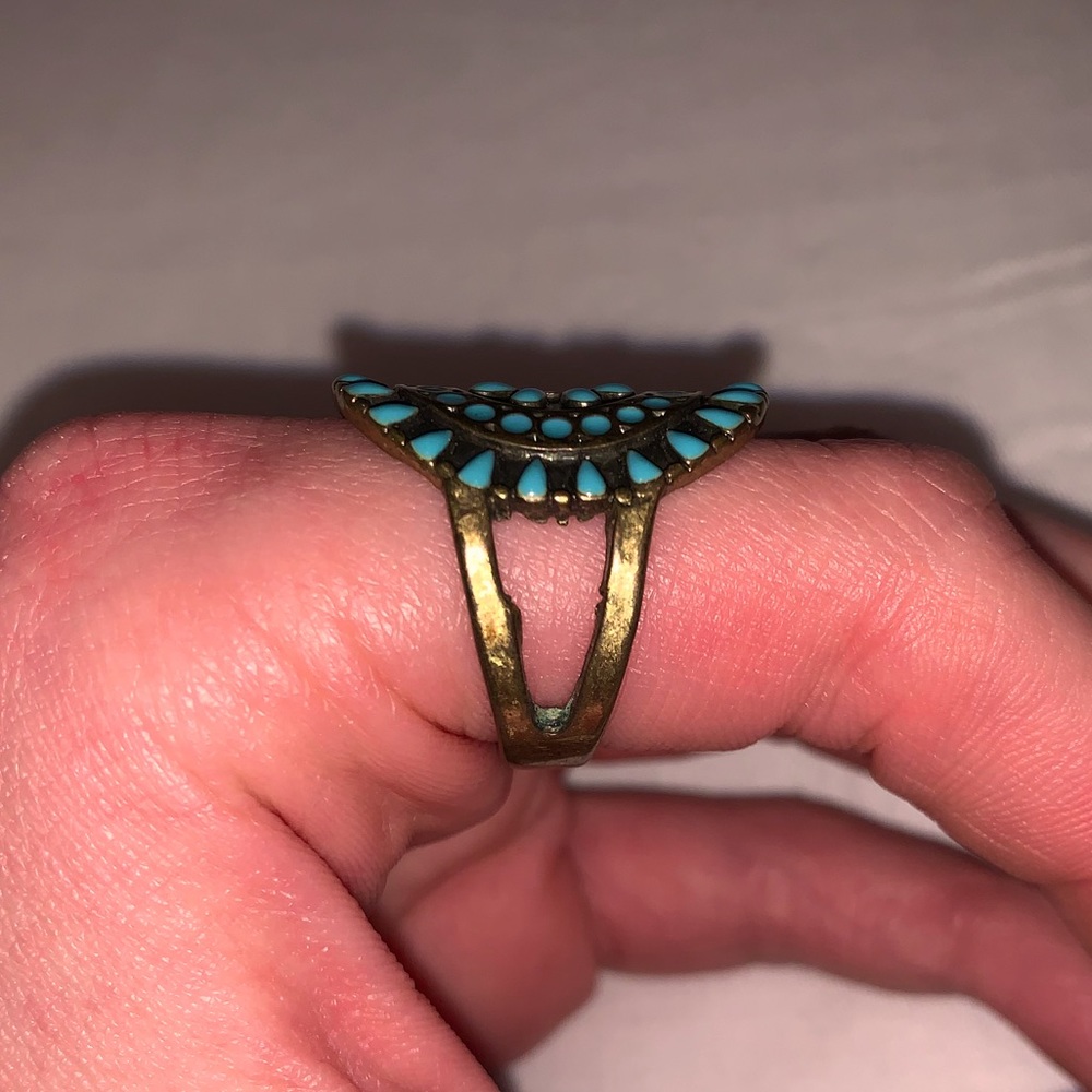 ring - Picture 2 of 2